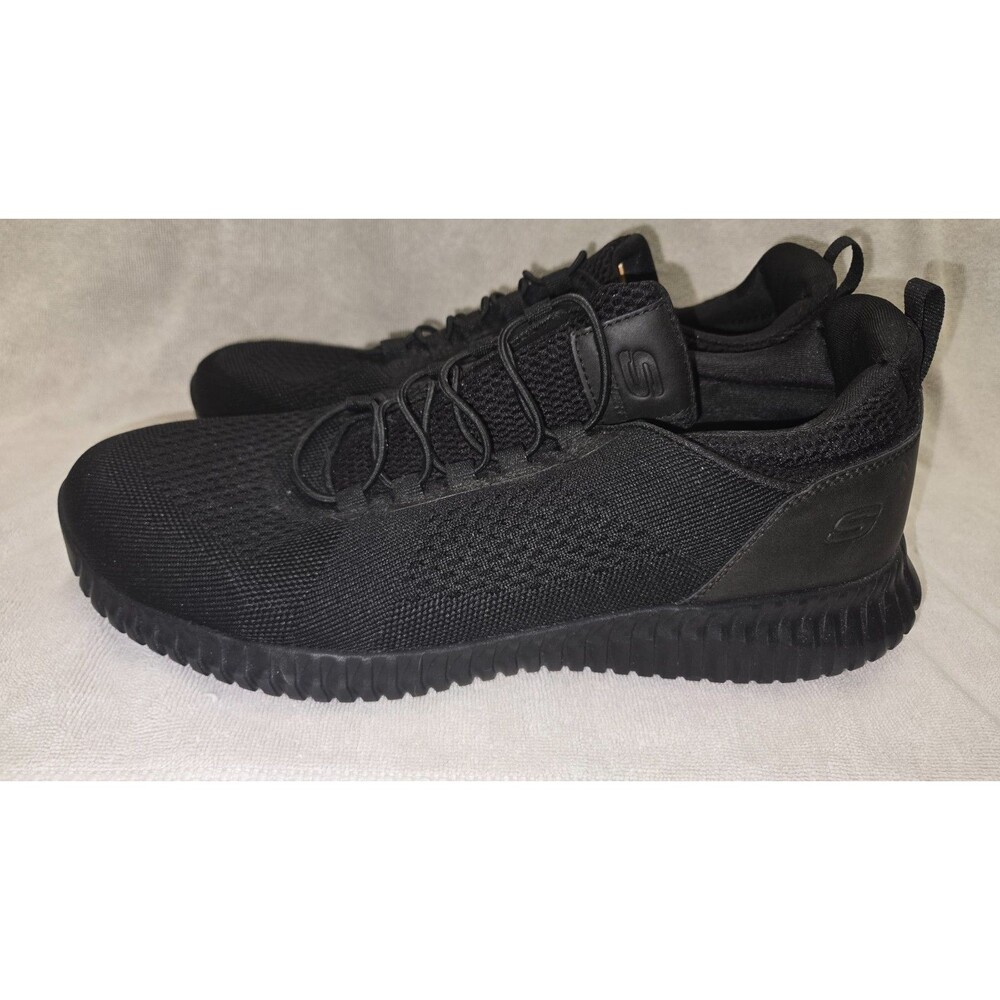 Skechers Memory Foam Men's Black No Slip Slip-On Sneakers size 11.5